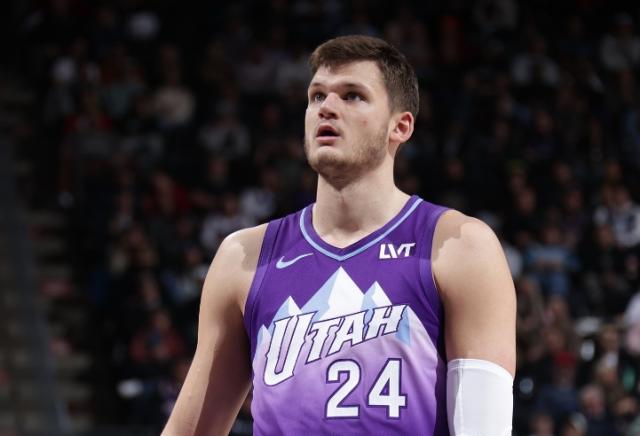 BOB半岛体育APP-补强尚未结束 湖人将重点关注替补控卫与护筐中锋