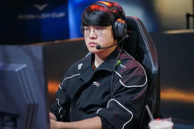 BOB半岛体育官方网站-Gumayusi：AD选手阵容很华丽，但我认为我打得最好